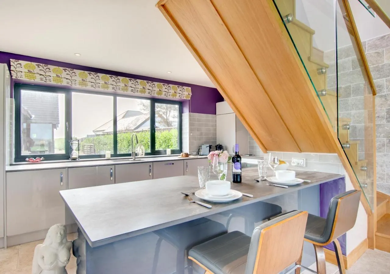 Driftwood Cottage - East Cliff Parkmill Holiday home